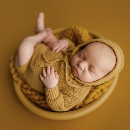 Sweet Little Bowl | Cardigan