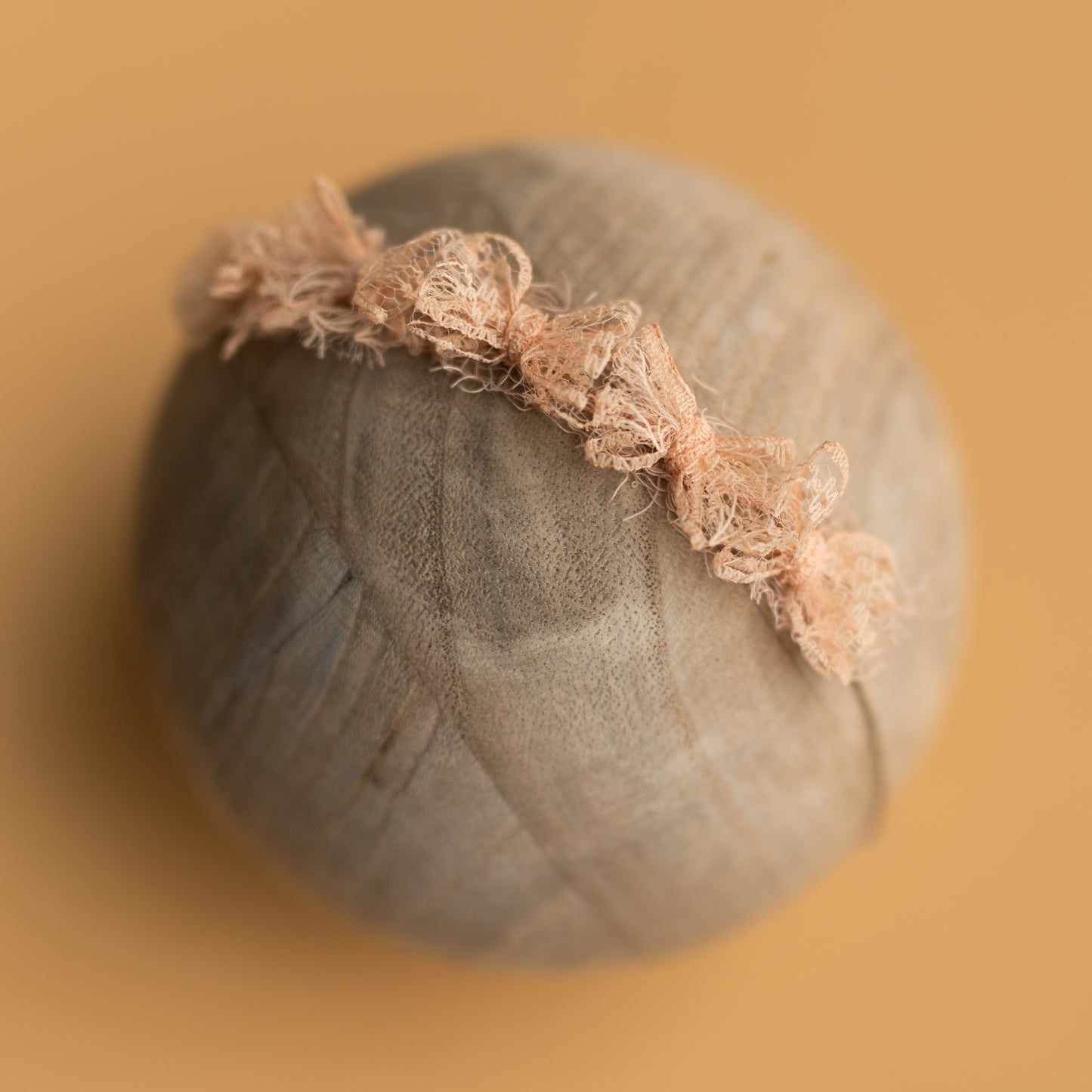 Sweet Little Bow Band | Peachy's Lace